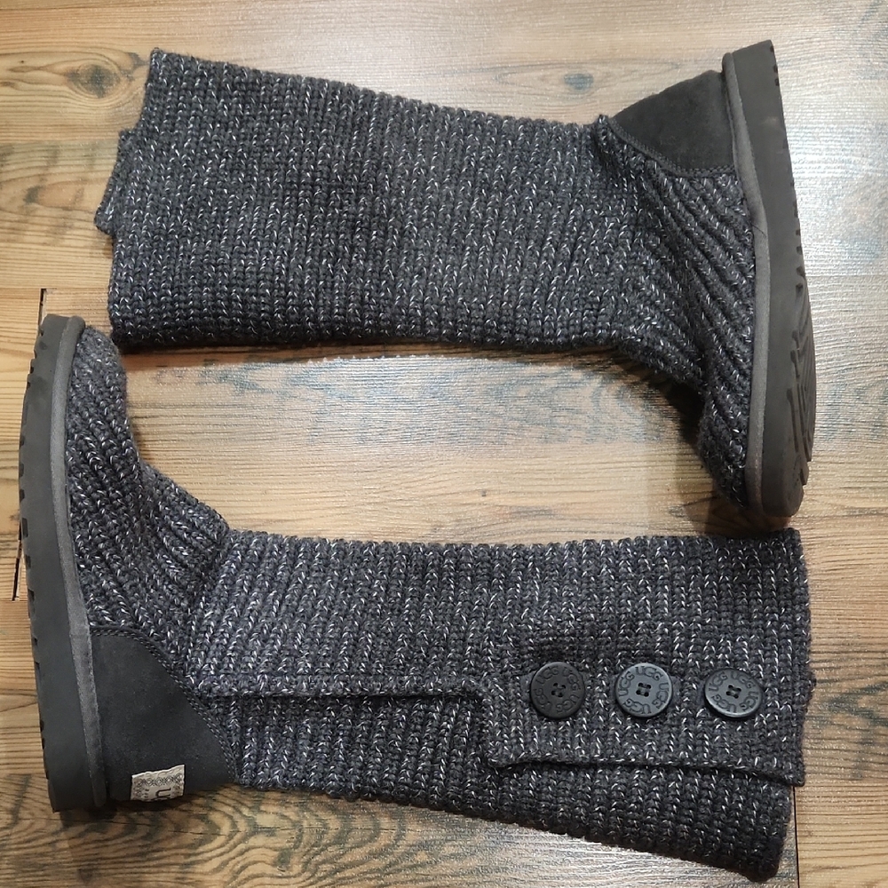 UGG‎ Classic Cardy Knit Sweater Button Slouch Y2k Gray Metallic Shearling Size 7